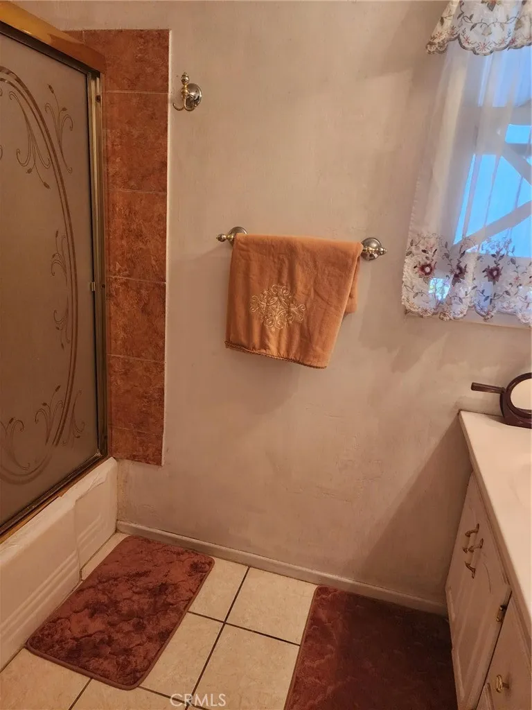 10883 Vinedale Sun Valley, CA 91352