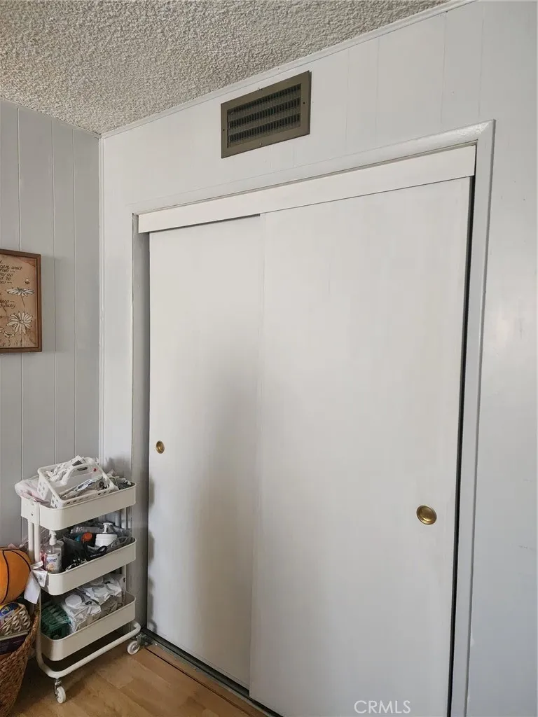 10883 Vinedale Sun Valley, CA 91352