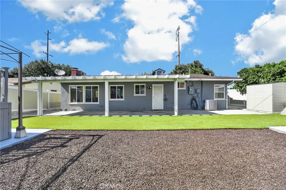 230 E Pioneer Redlands, CA 92374