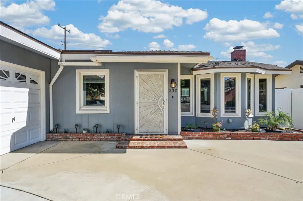 230 E Pioneer Redlands, CA 92374