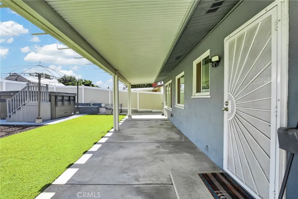 230 E Pioneer Redlands, CA 92374