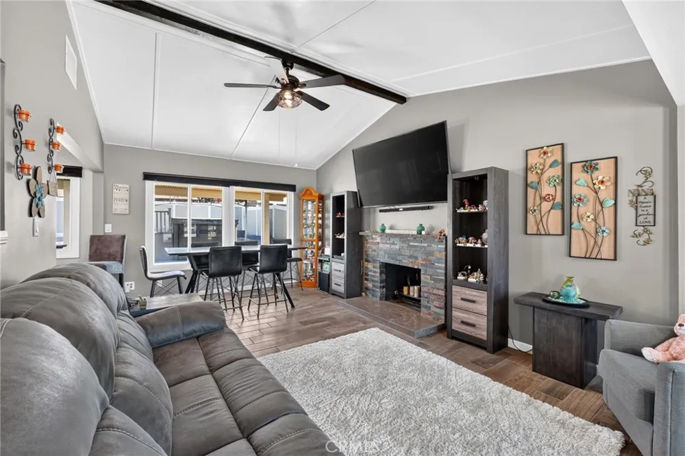 230 E Pioneer Redlands, CA 92374