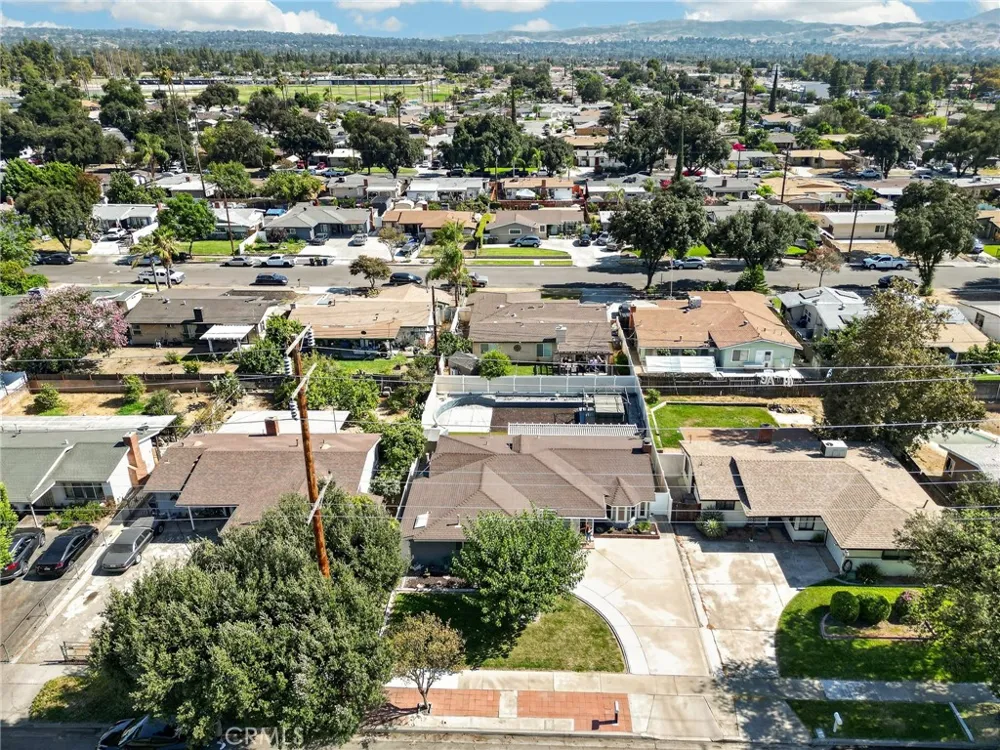230 E Pioneer Redlands, CA 92374