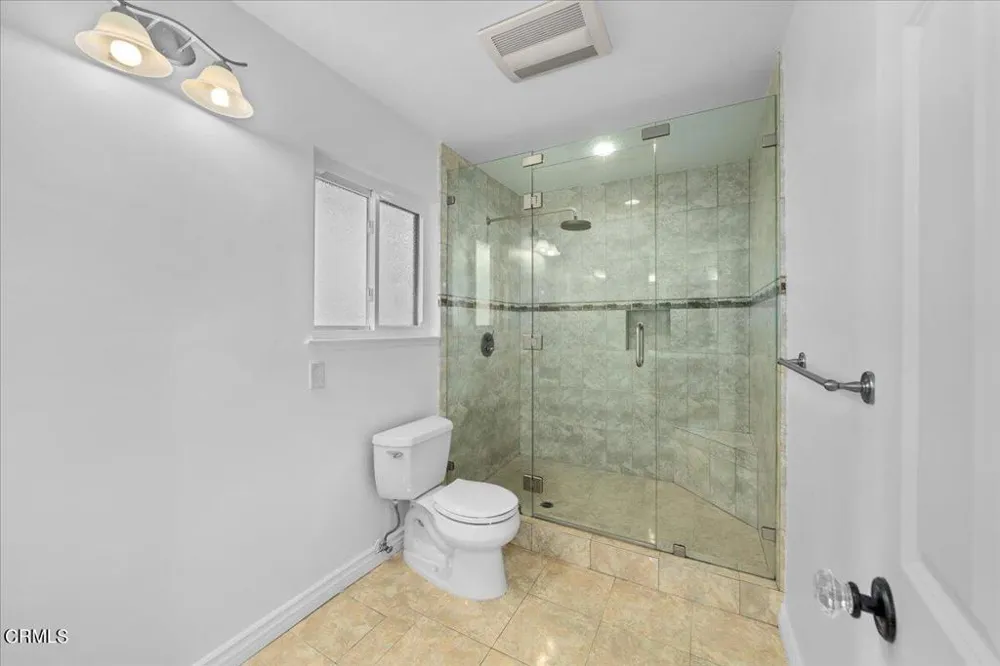 2222 Pier Avenue Santa Monica, CA 90405
