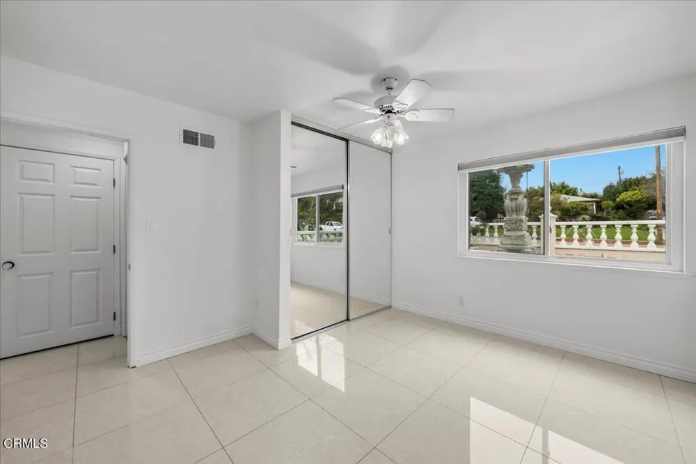 2222 Pier Avenue Santa Monica, CA 90405