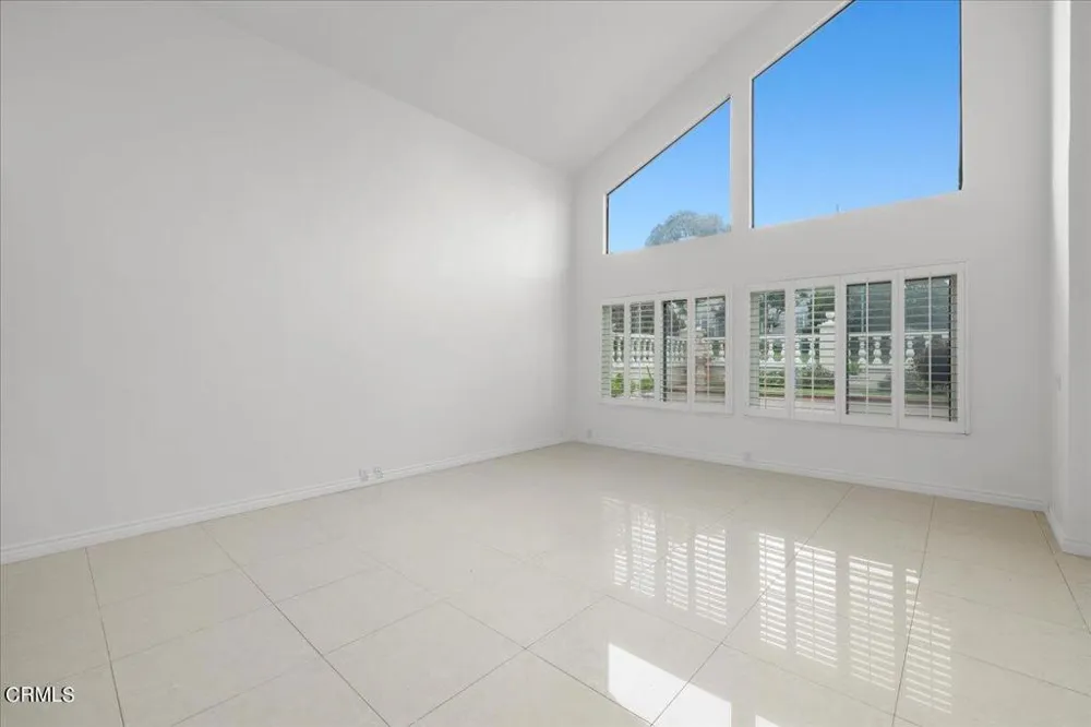 2222 Pier Avenue Santa Monica, CA 90405
