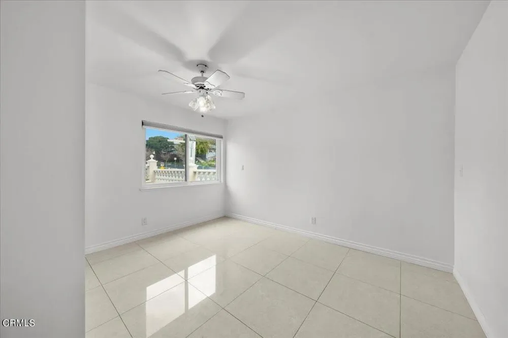 2222 Pier Avenue Santa Monica, CA 90405