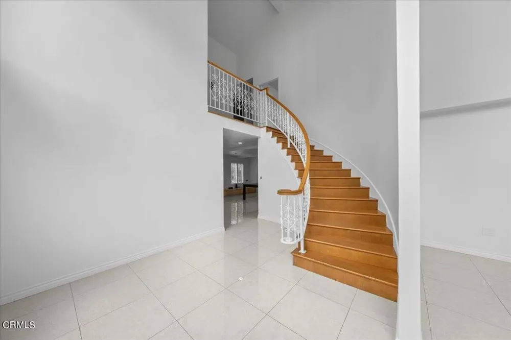 2222 Pier Avenue Santa Monica, CA 90405