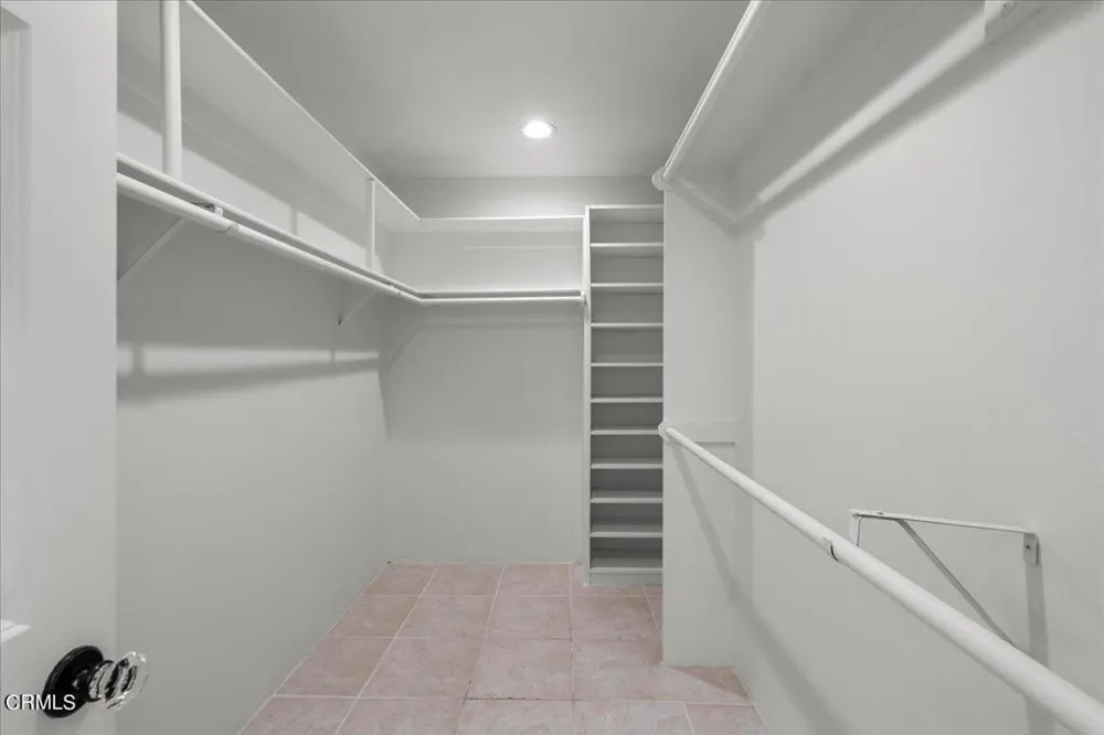 2222 Pier Avenue Santa Monica, CA 90405