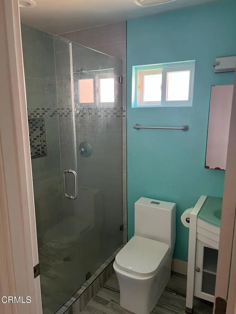 2222 Pier Avenue Santa Monica, CA 90405