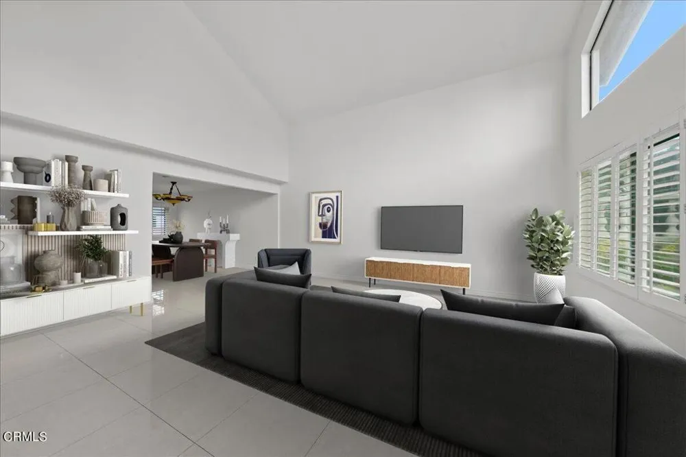 2222 Pier Avenue Santa Monica, CA 90405