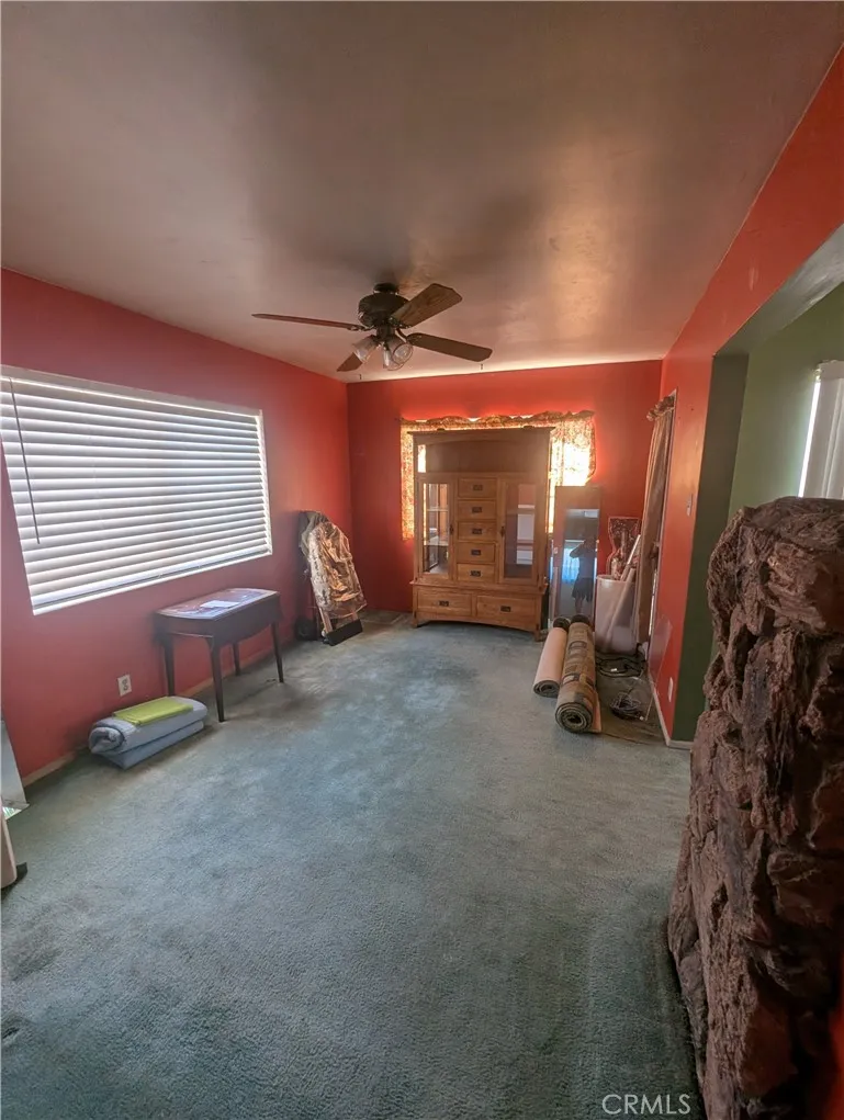 10370 Tujunga Cyn Blvd Tujunga, CA 91042