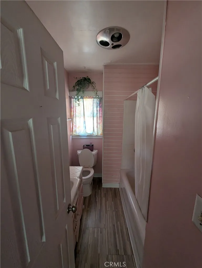 10370 Tujunga Cyn Blvd Tujunga, CA 91042