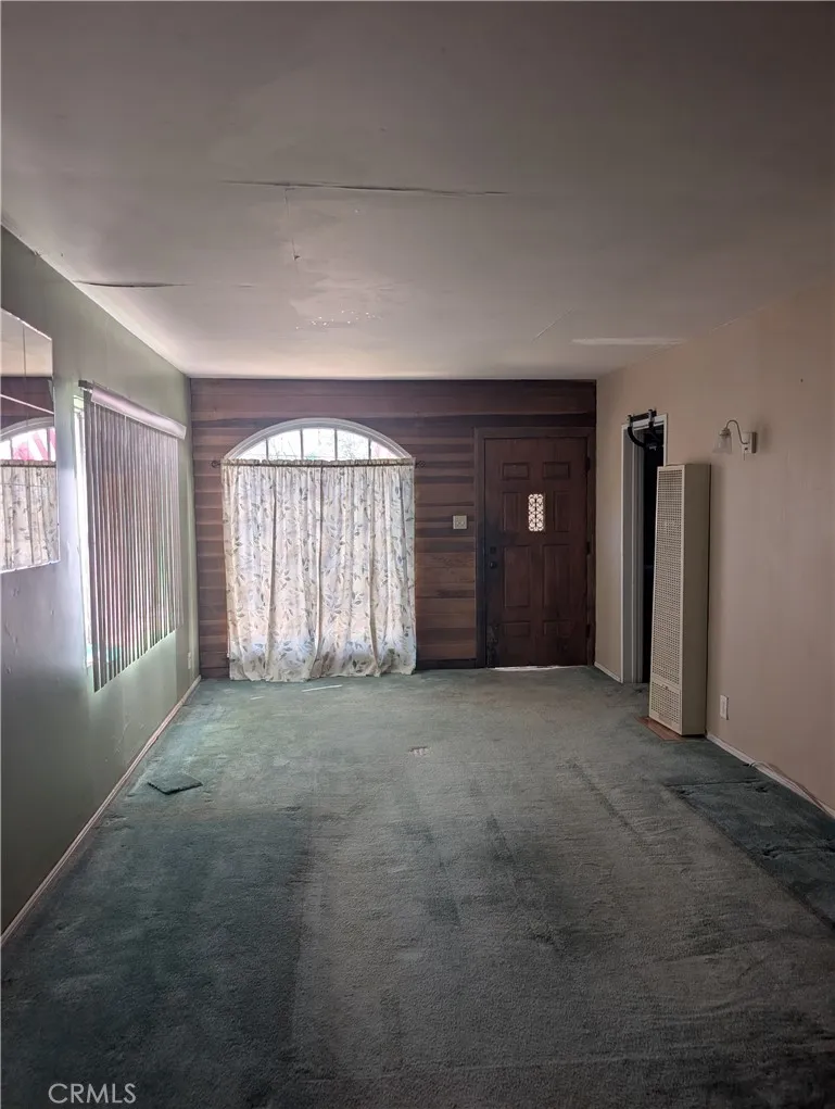 10370 Tujunga Cyn Blvd Tujunga, CA 91042