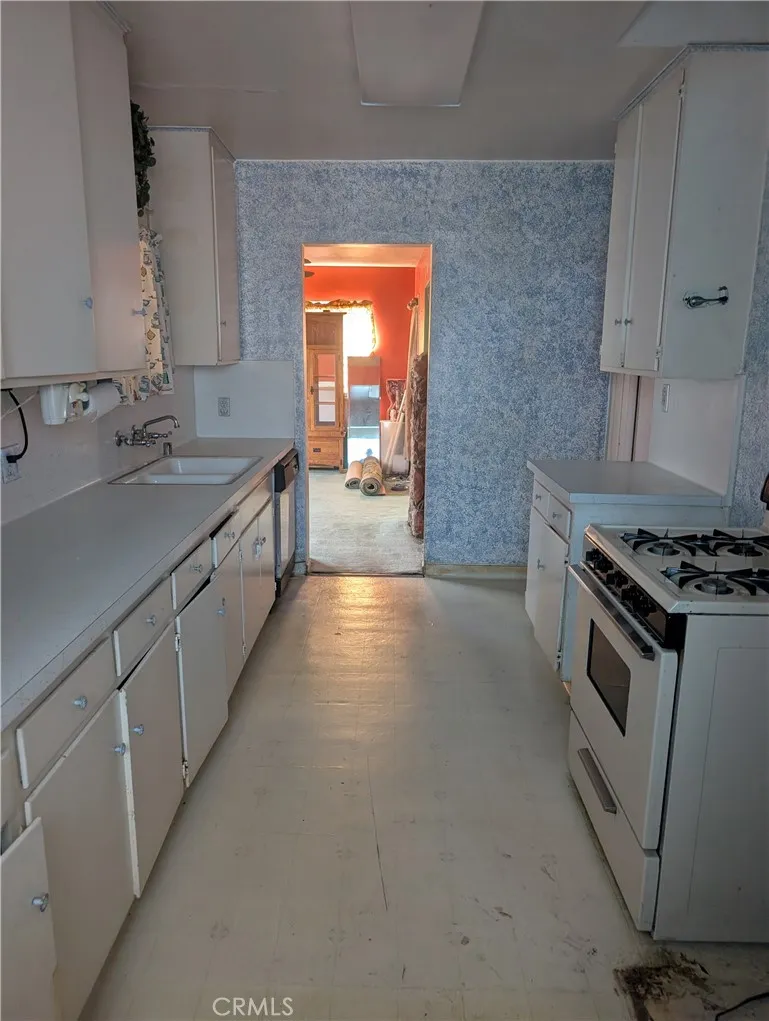 10370 Tujunga Cyn Blvd Tujunga, CA 91042