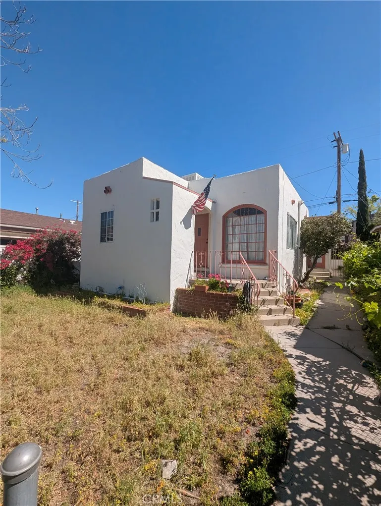 10370 Tujunga Cyn Blvd Tujunga, CA 91042