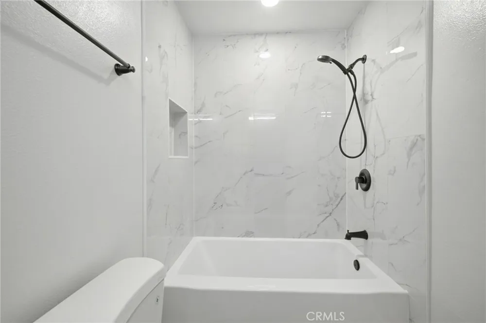 2351 Sutter Way #242 Fullerton, CA 92833