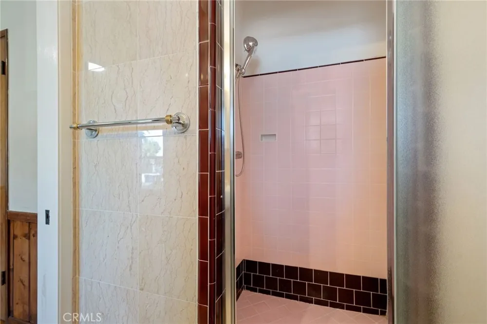 6217 Van Noord Avenue Van Nuys, CA 91401