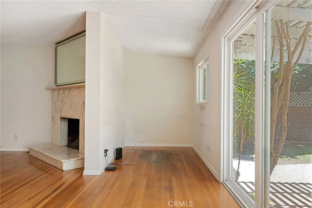 6217 Van Noord Avenue Van Nuys, CA 91401