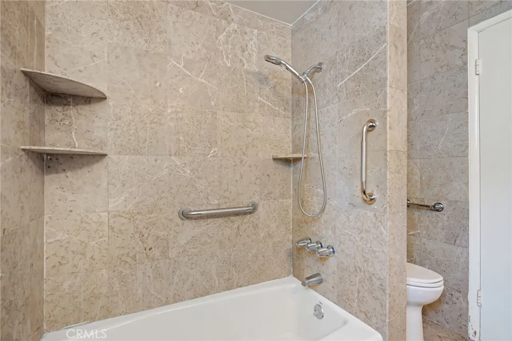 6217 Van Noord Avenue Van Nuys, CA 91401