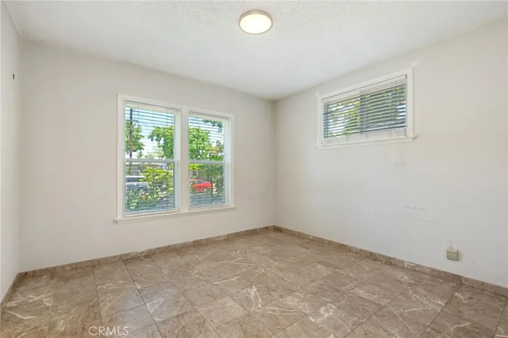 6217 Van Noord Avenue Van Nuys, CA 91401