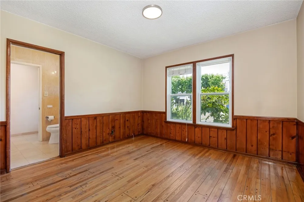 6217 Van Noord Avenue Van Nuys, CA 91401