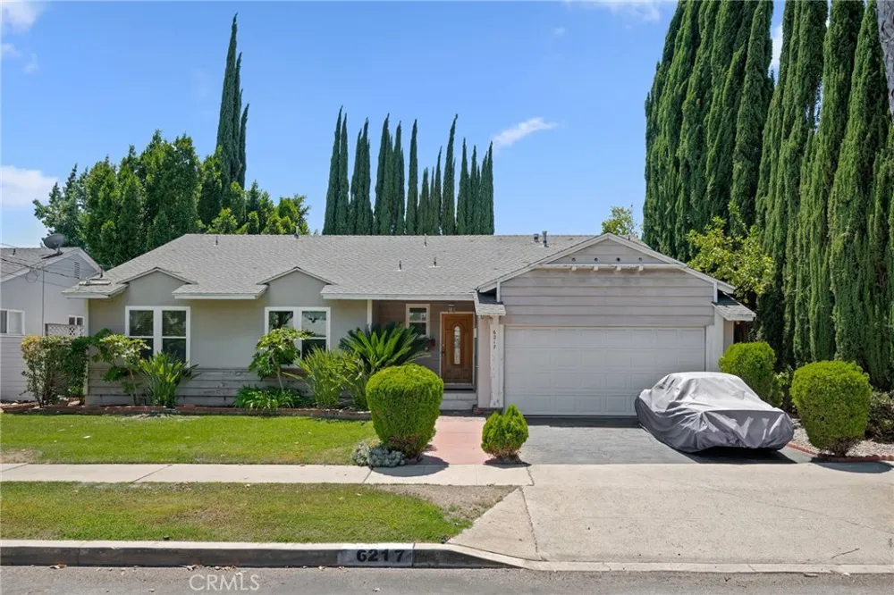 6217 Van Noord Avenue Van Nuys, CA 91401