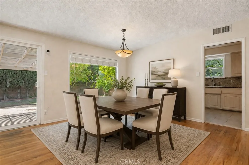 6217 Van Noord Avenue Van Nuys, CA 91401