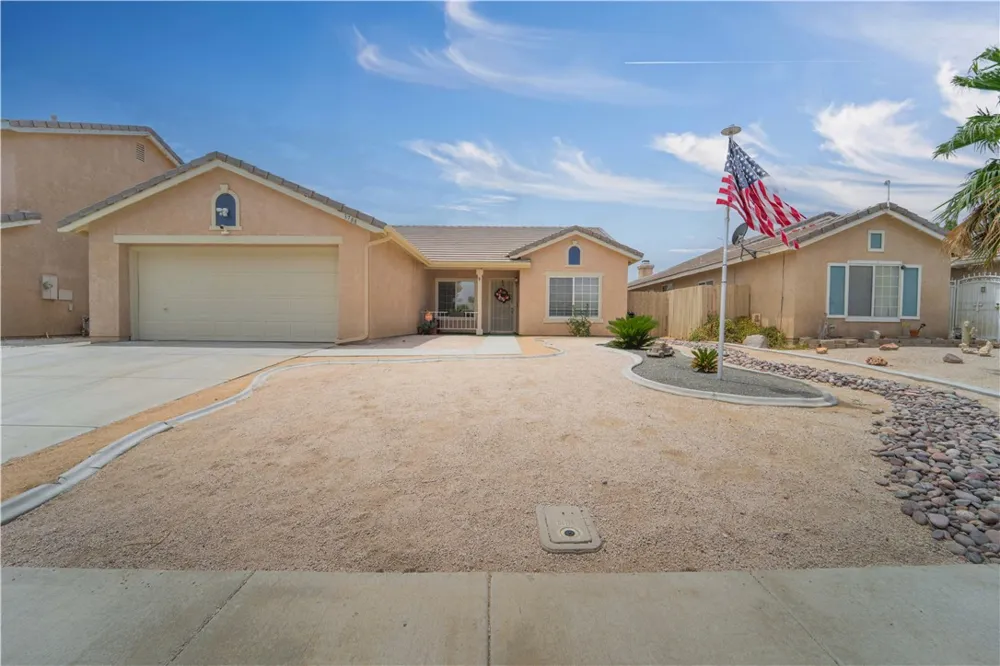 3788 Bottlebrush Rosamond, CA 93560