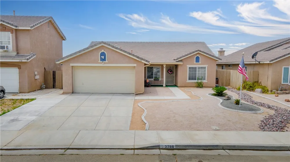 3788 Bottlebrush Rosamond, CA 93560