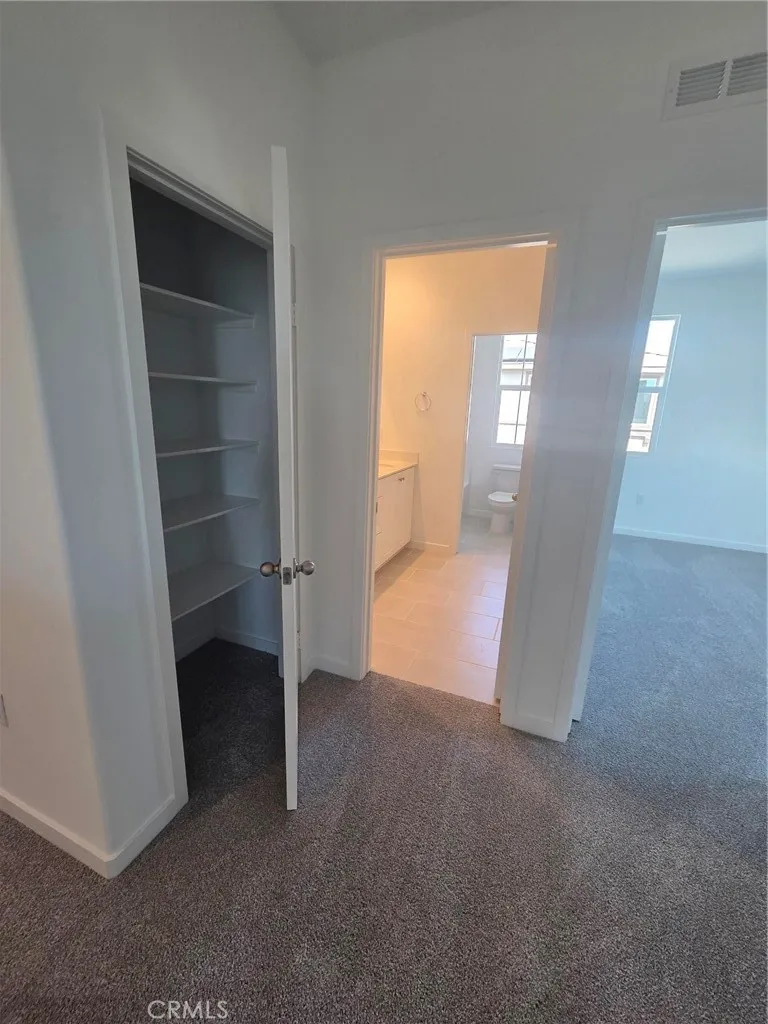 16492 Botanical Lane Fontana, CA 92336