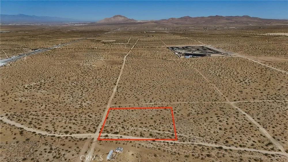 747 Langley Street Apple Valley, CA 92307