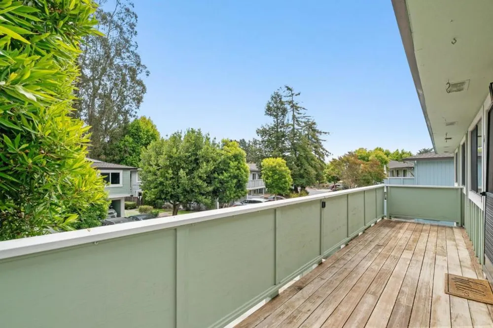 1139 Callas Lane #4 Capitola, CA 95010