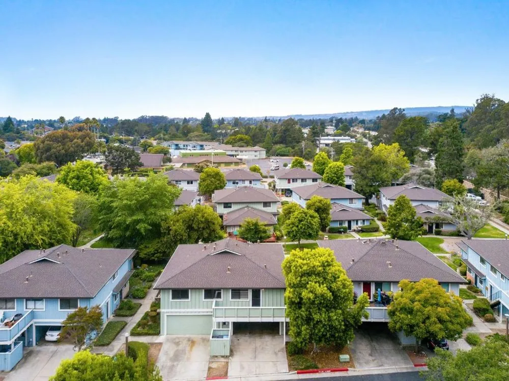 1139 Callas Lane #4 Capitola, CA 95010