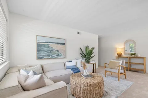 1139 Callas Lane #4