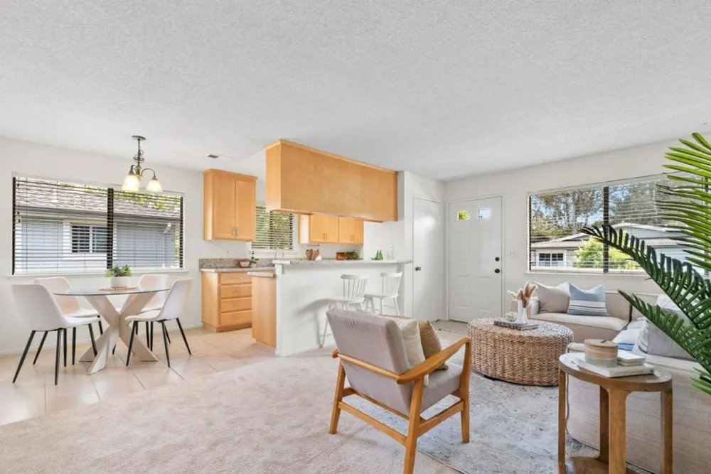 1139 Callas Lane #4 Capitola, CA 95010