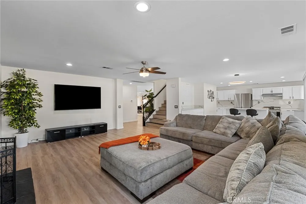 1143 Belridge Place Corona, CA 92881
