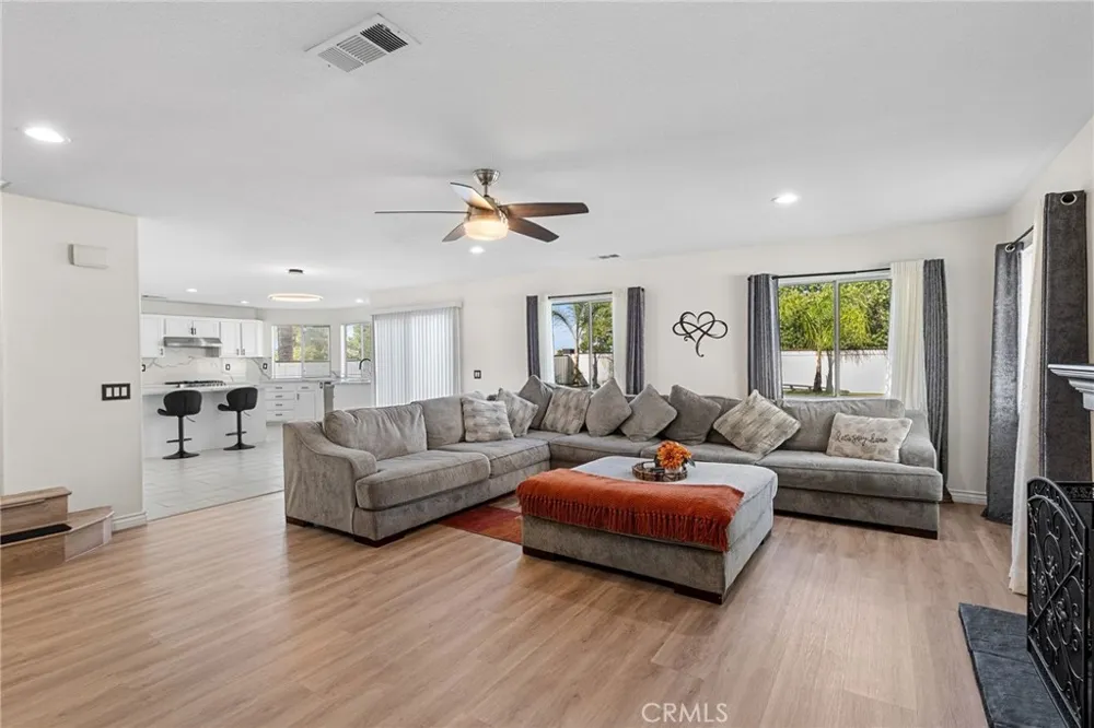 1143 Belridge Place Corona, CA 92881