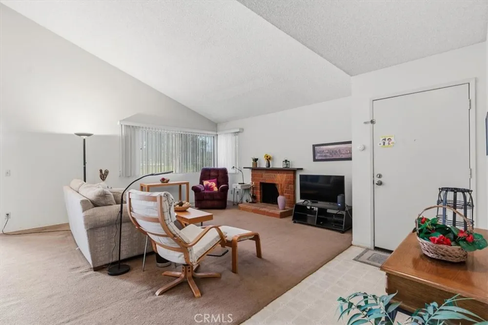 3252 Little Mountain #D San Bernardino, CA 92405