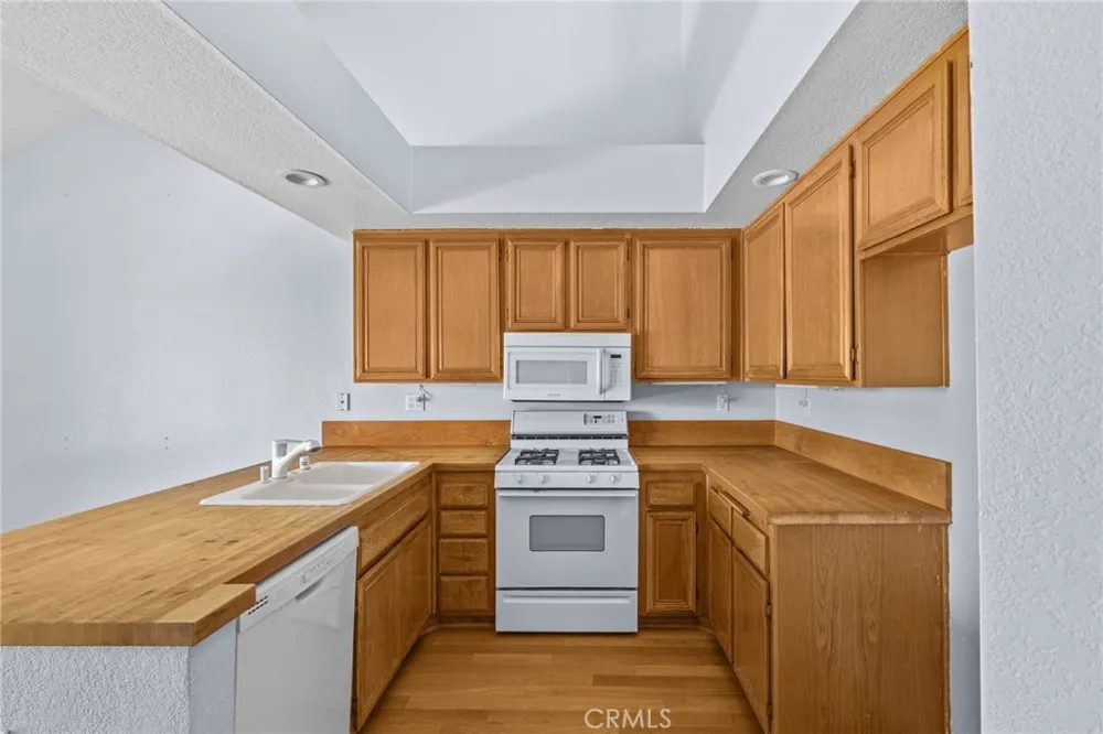 27353 Paseo Ravenna #35 San Juan Capistrano, CA 92675