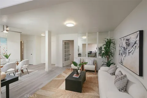 5651 Sumner #109