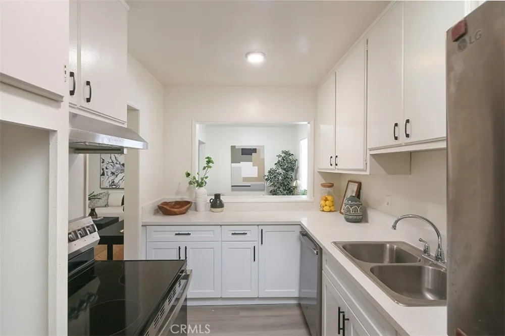 5651 Sumner #109 Culver City, CA 90230