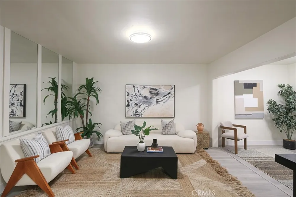 5651 Sumner #109 Culver City, CA 90230