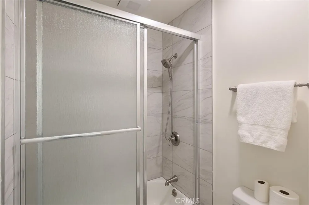 5651 Sumner #109 Culver City, CA 90230