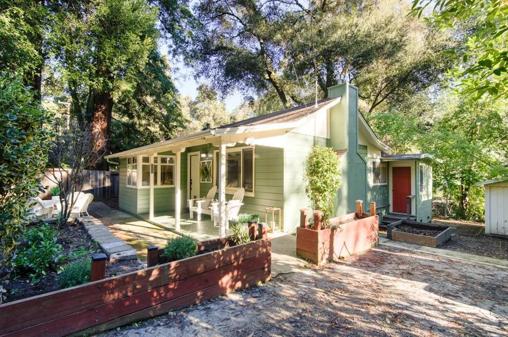 383 Riverview Drive Boulder Creek, CA 95006