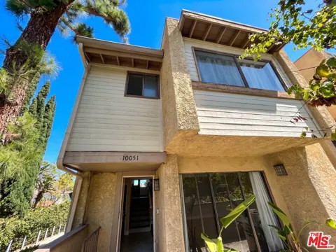 10051 Topanga Canyon Boulevard #15