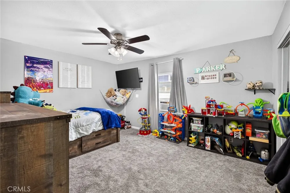 140 W Pioneer #77 Redlands, CA 92374