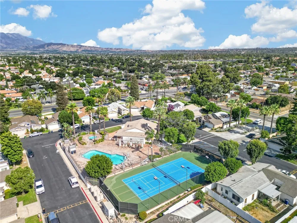 140 W Pioneer #77 Redlands, CA 92374