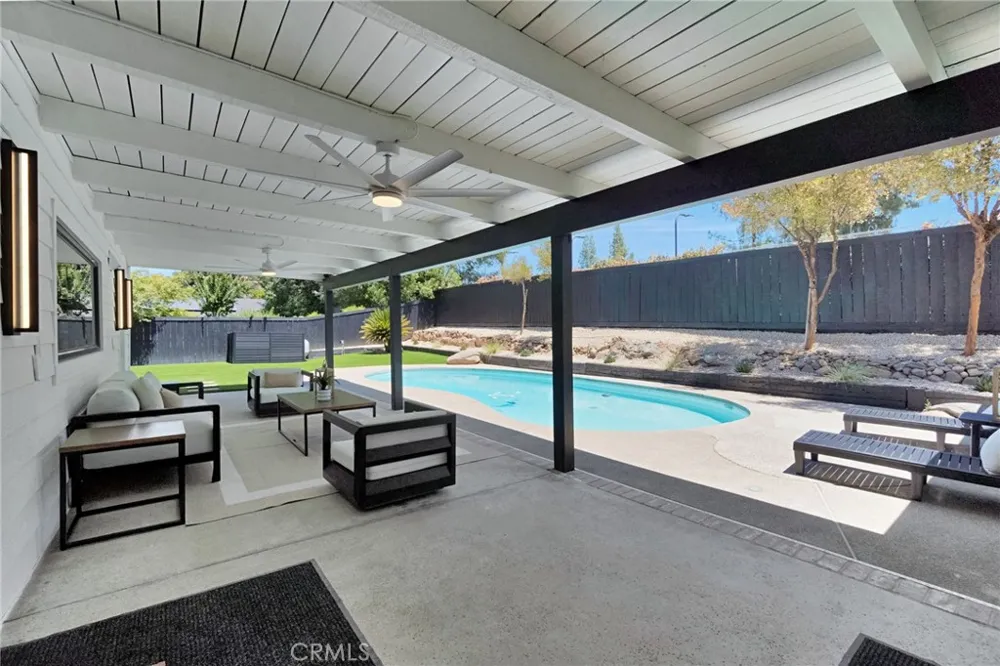 7442 Tahan Fresno, CA 93711