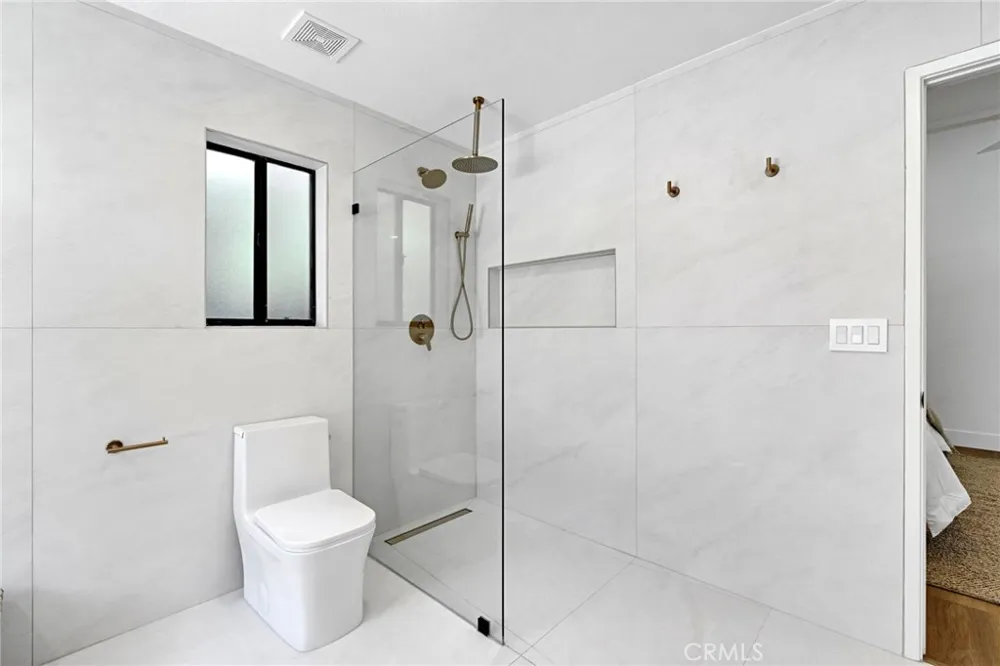 7442 Tahan Fresno, CA 93711